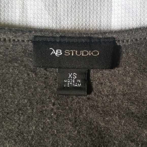 Shirt - Picture 3 of 4